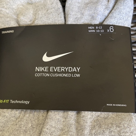 Nike Everyday Cotton Cushioned Low Socks - Picture 2 of 9